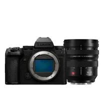 panasonic-lumix-dc-s5-iix-lumix-s-pro-16-35.jpg