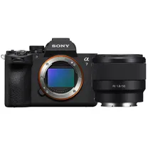sony-a7-v-50mm-f-1-8.jpg