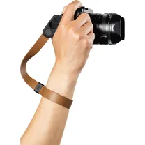 peak-design-cuff-leather-camera-strap-wrist.jpg