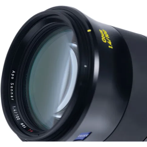 Zeiss Otus 100mm F1.4 16.jpg