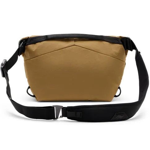 Peak Design-Everyday-Sling-3L_3.jpg