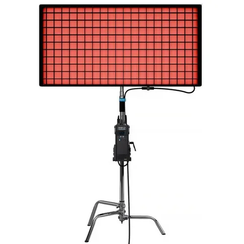 8_Nanlite_pavoslim_360C_LED_Panel_light.jpg