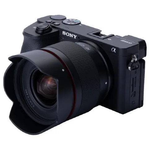 Samyang-12mm-F2.0-AF-Sony-E-APS-C_6.jpg