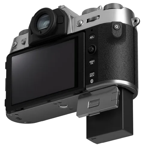 fujifilm-xt-50-zilver-3.jpg