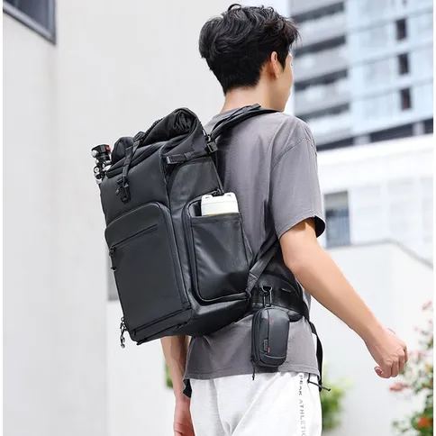 Ulanzi-BT01-Business-Travel-Backpack-32-liter-met-tailleband_5.jpg