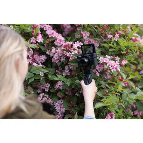 canon-g7xii-lifestyle_2.jpg