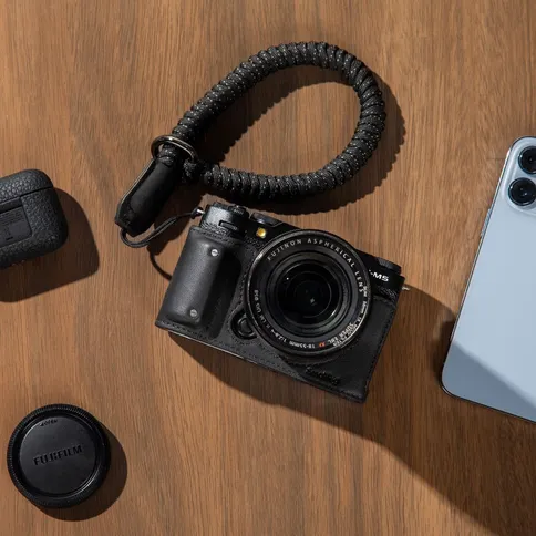SmallRig-4879-Camera-Leather-Half-Case-Kit-for-Fujifilm-X-M5-zwart_1.jpg