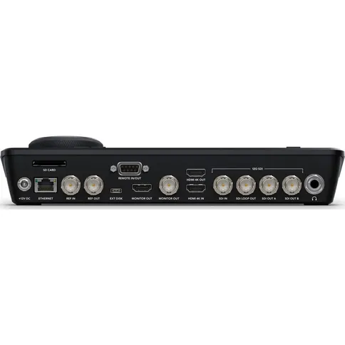 Blackmagic-HyperDeck-Shuttle-4K-Pro-2TB_3.jpg