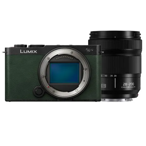 Panasonic Lumix S9 Body Dark Olive Lumix S 28-200mm f4-7.1 MACRO.jpg