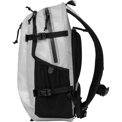 F-Stop-Guru-4-AIR-24-Liter-Backpack-Female-Torso-Version-Arctic_7.jpg