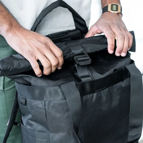 WANDRD-Tote-Backpack_12.jpg