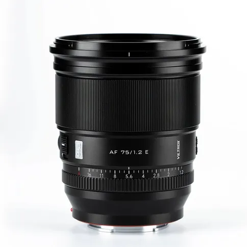 Viltrox-PRO-Level-75mm-F1-2-Sony-E-mount_1.jpg