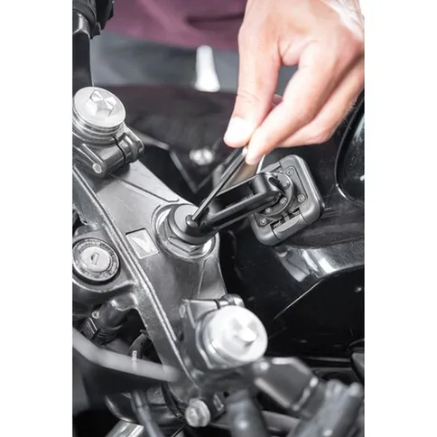 Peak-Design-Mobile-Motorcycle-Mount-Stem-Mount_3.jpg