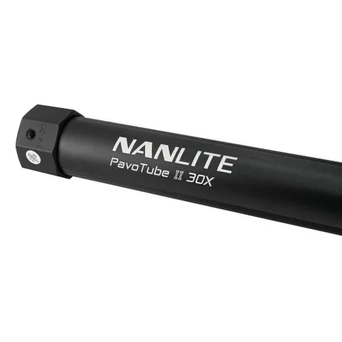 Nanlite-Pavotube-30X-w-battery-08.jpg