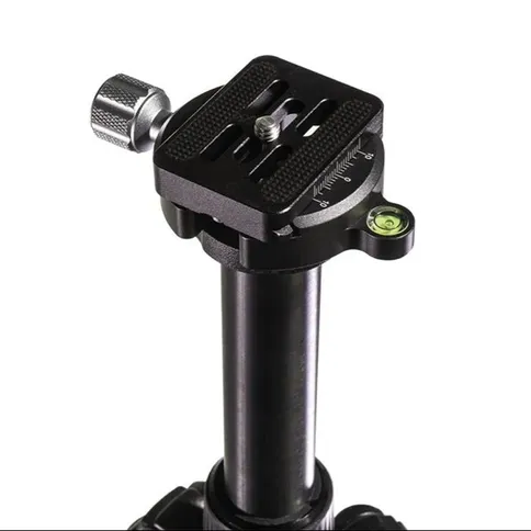 2_tether_tools_rocksolid_tripod.jpg