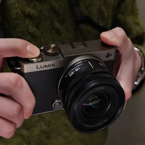 Panasonic Lumix S9 Body Titanium_2.webp
