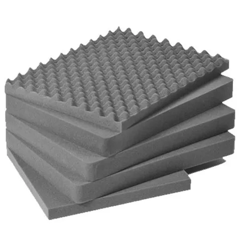 Peli_1550_foamset_2.jpg