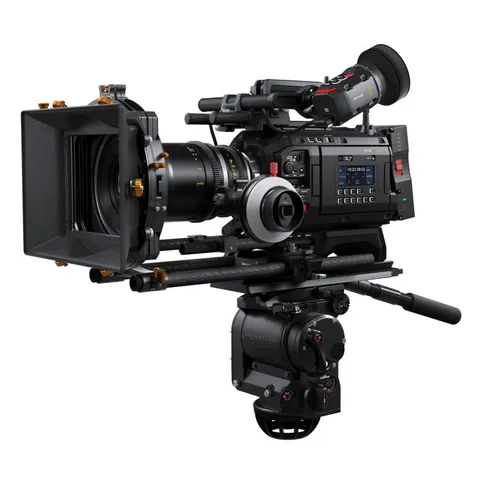 Blackmagic-URSA-Cine-12K-LF-EVF_1.jpg