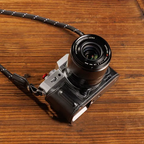 SmallRig-5669-Leather-Half-Case-Kit-for-FUJIFILM-X-T30-X-T30-II-X-T30-III-Black_5.jpg