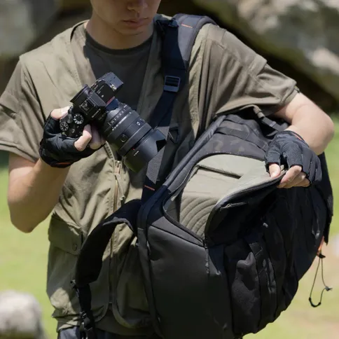 PGYTech-OneMo-Tactical-Backpack-25L-Dark-Night-Camo_2.jpg