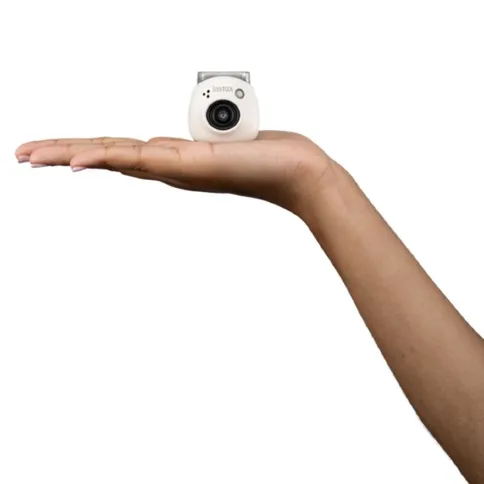 Fujifilm-Instax-PAL-digital-camera-milky-white-10.jpg