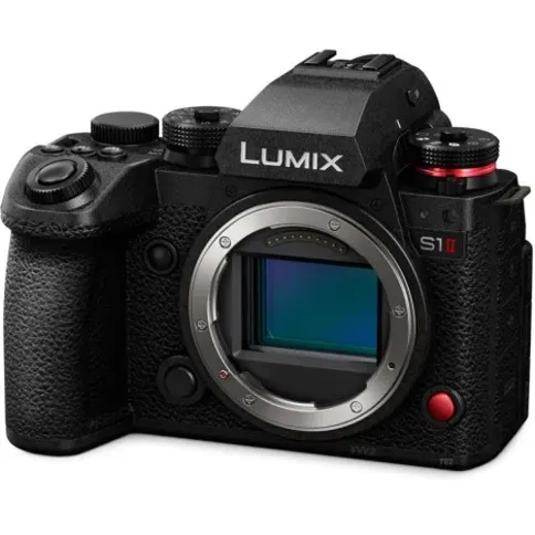 3_Panasonic Lumix.jpg
