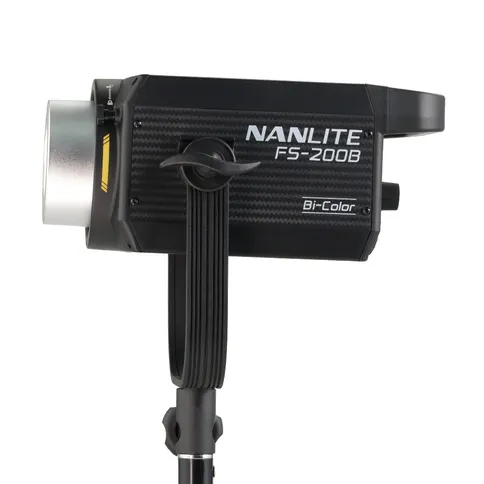 Nanlite_FS-200B_3.jpg
