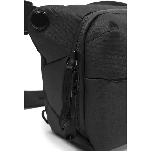 Peak_Design_Everyday_Sling_6L_v2_black_06.jpg