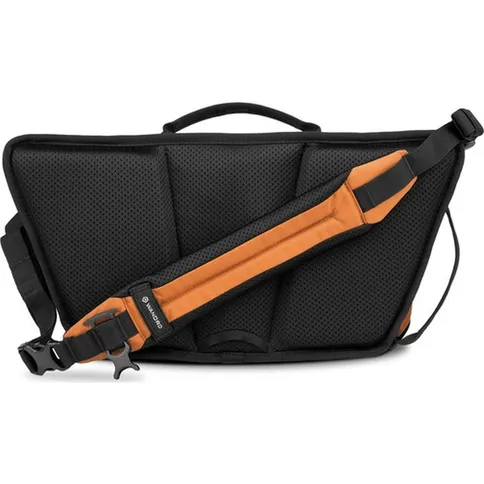 WANDRD-ROGUE-Sling-9L-Sedona-Orange-V2_3.jpg