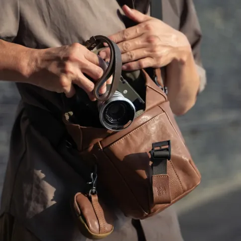 Wotancraft pilot travel brown leather 2L_5.webp