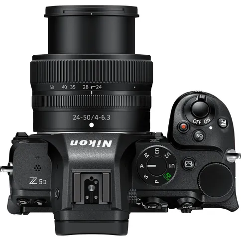 nikon-z5ii-24-50mm_3.jpg