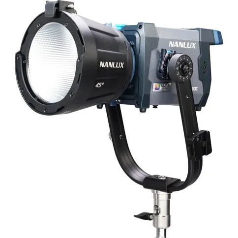 Nanlux-Evoke-150C-Full-Color-Nebula-8-Spot-Light_1.jpg