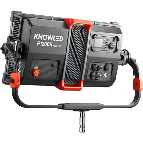 Godox-P1200R-Hard-P8-K1-KNOWLED-RGB-Panel-Light-Waterproof-with-8-Pixels-and-Carry-Bag_7.jpg