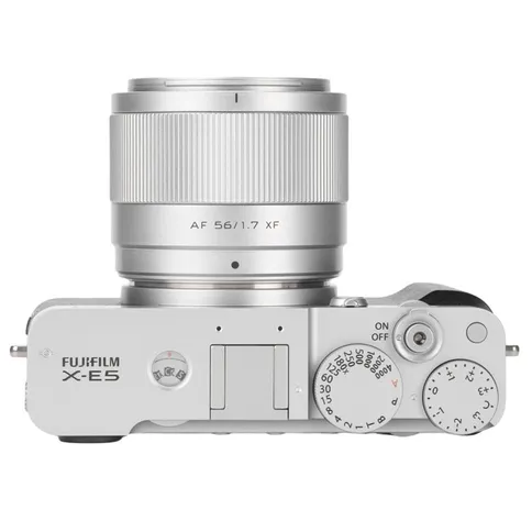 viltrox-56mm-f1.7-silver4.jpg