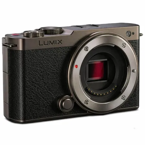 panasonic-lumix-s9-body-titanium-black-no-lens 1.png