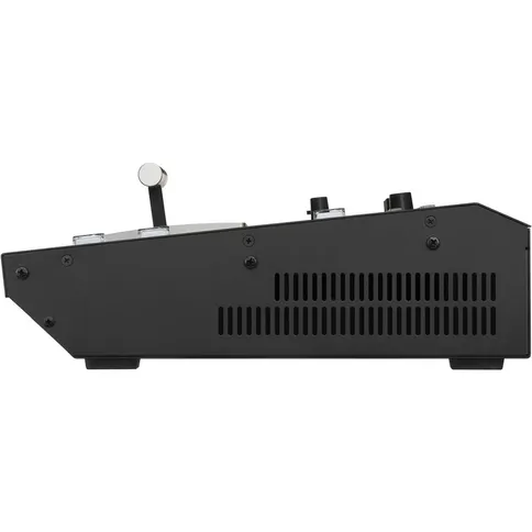 Roland-V-600UHD-4K-HDR-multi-format-video-switcher_5.jpg