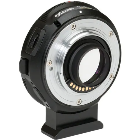 metabones_canon-ef_blackmagic_bmpcc_4k_t-cine_speed_booster_ultra_0,71x_2.jpg