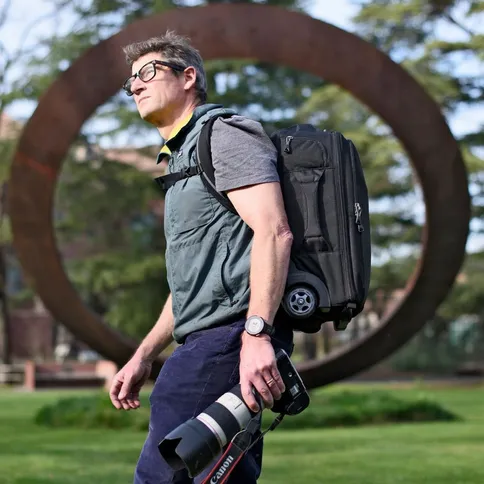 Think-Tank-Essentials-Convertible-rolling-backpack_9.jpg