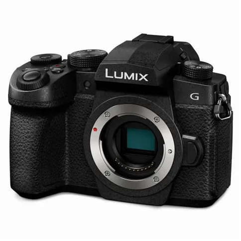Panasonic-G81-2.jpg