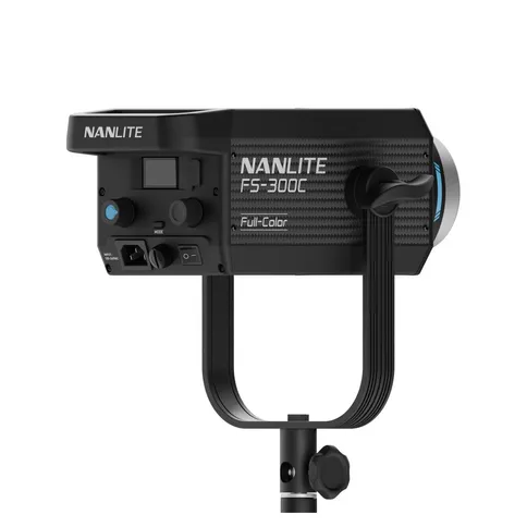 Nanlite-FS-300C-LED-RGBW-Spot-Light_3.jpg