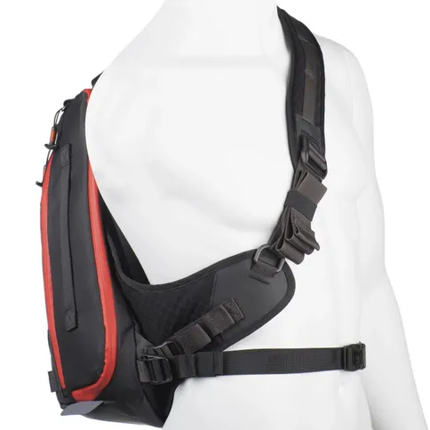 Think-Tank-PhotoCross-13-Carbon-Grey-9.jpg