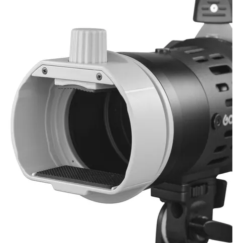 Godox-Square-Head-Flash-Projector-FP-M-50-degrees_4.jpg