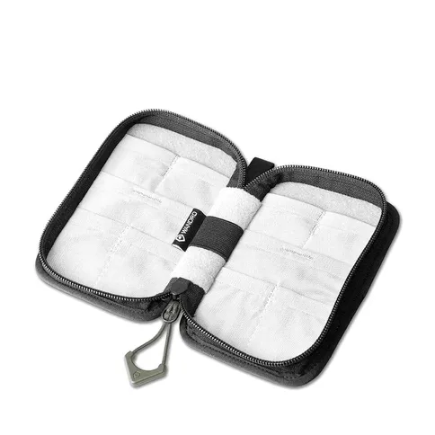 WANDRD-Memory-Card-Case-Wasatch-Green_3.jpg