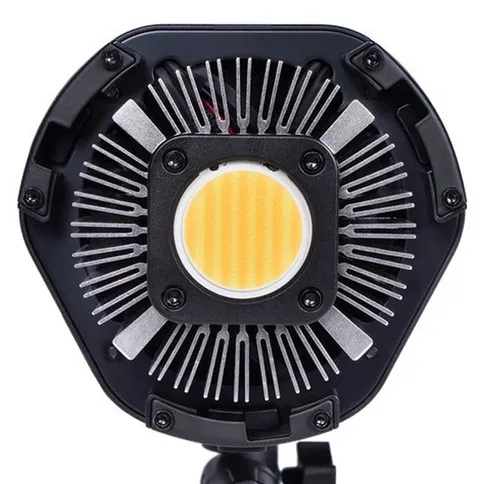 Sirui-Bi-Color-LED-Monolight-CS100B_4.jpg