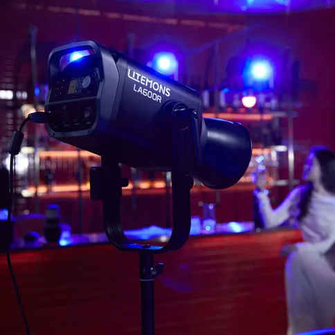 Godox-Litemons-LA600R-RGB-LED-Video-Light-with-Carry-bag-black_9.jpg
