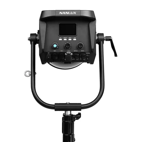 Nanlux-Evoke-2400-Bi-color-Spot-Light-met-45-graden-reflector_13.jpg