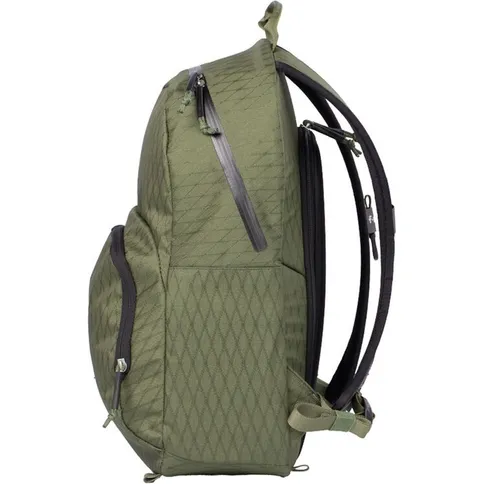 F-Stop-Rju-AIR-18-Liter-Backpack-Cypress_8.jpg
