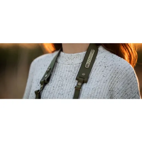 The-Hantler-Camera-Neck-strap-Army-green-Brass_7.jpg