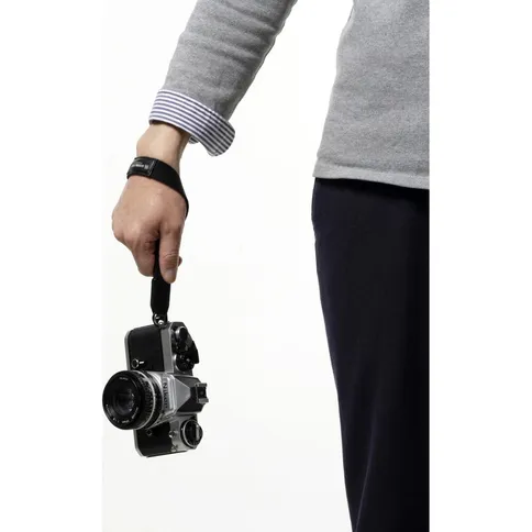 Artisan-Artist-ACAM-295A-Camera-strap-black_2.jpg