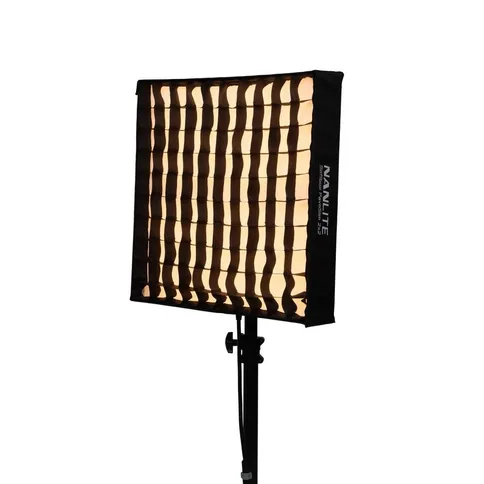 Nanlite-Pavoslim-240B_5.jpg